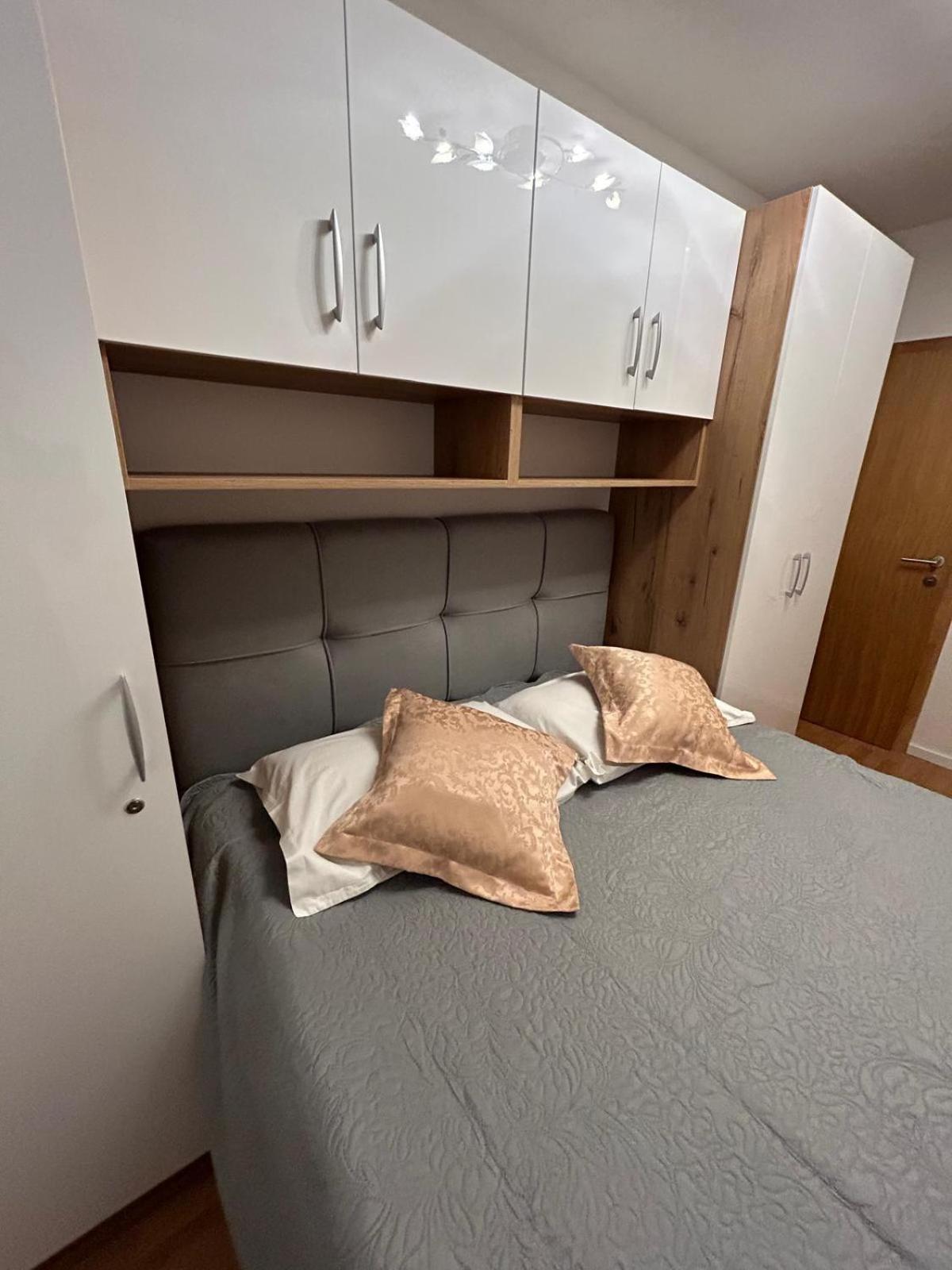Apartment Lovre Topic Baska Voda Luaran gambar